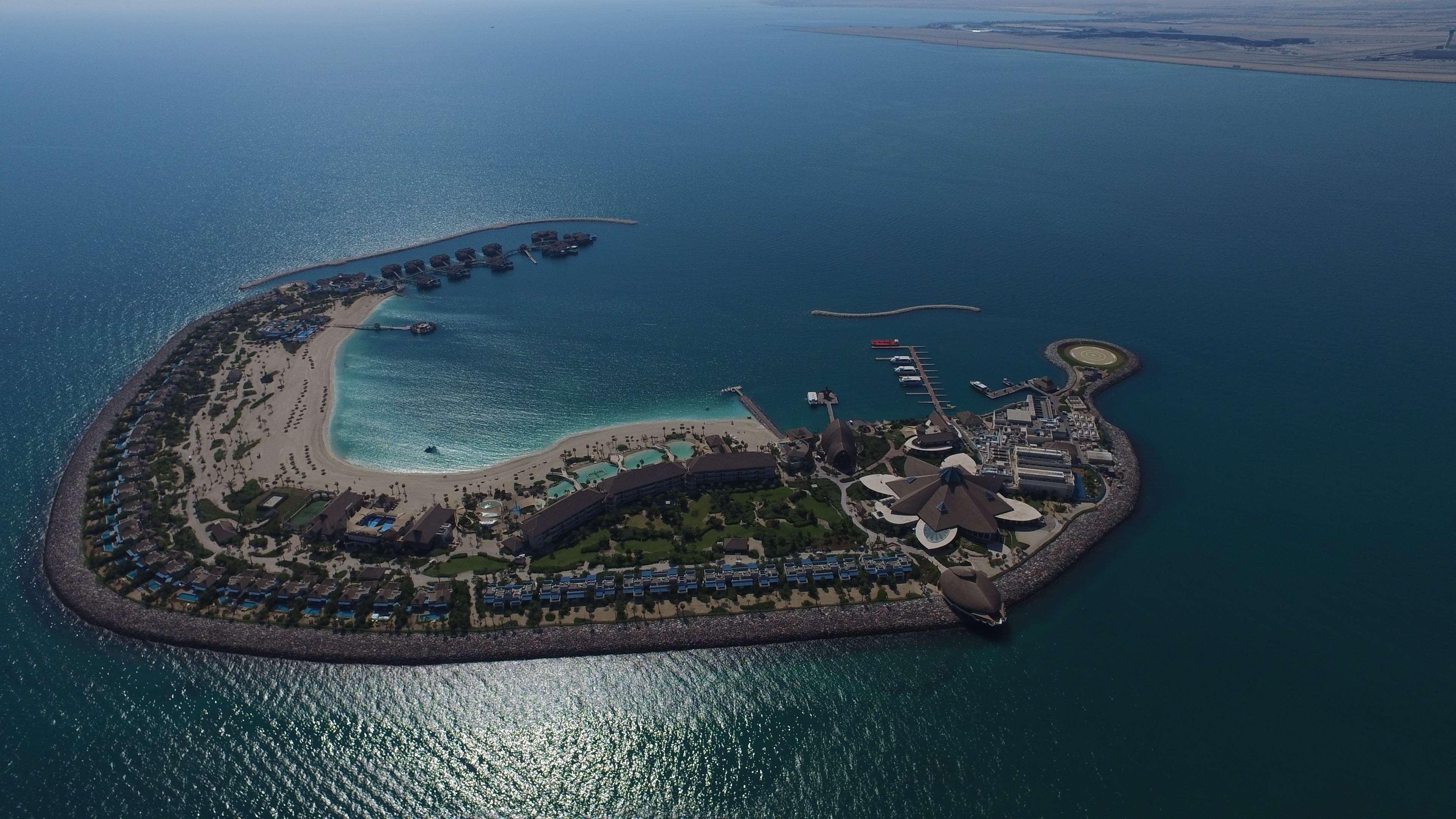 Resor Banana Island By Anantara