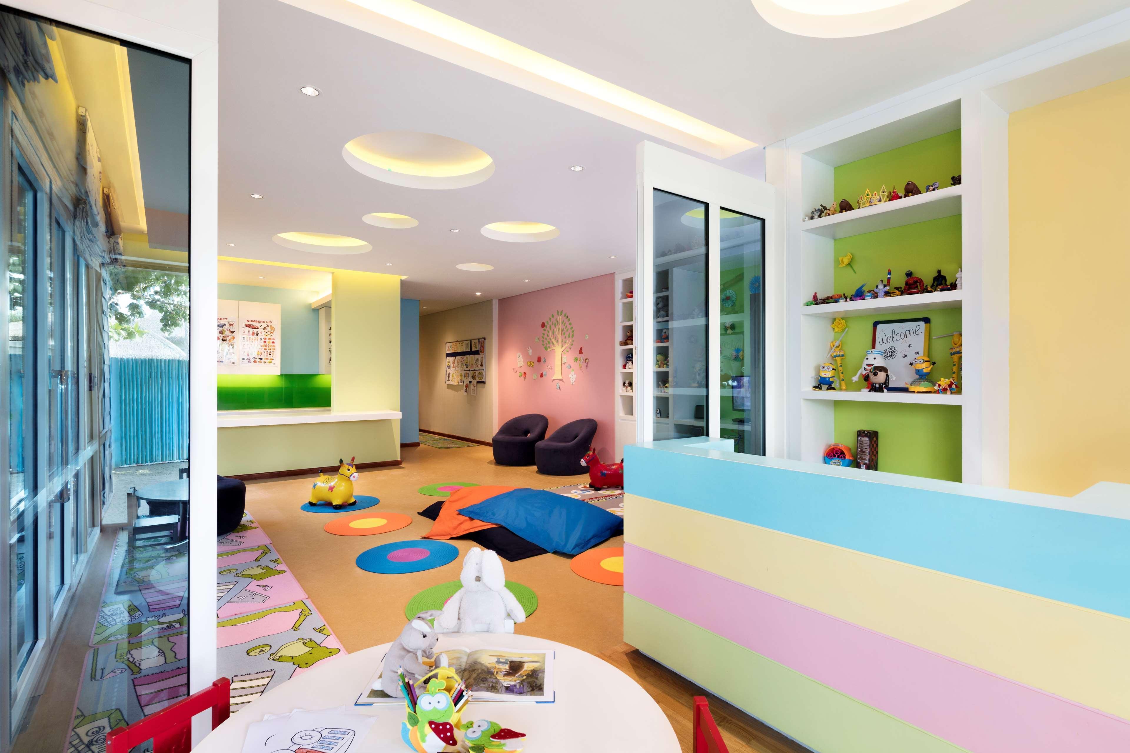 Resor Banana Island By Anantara