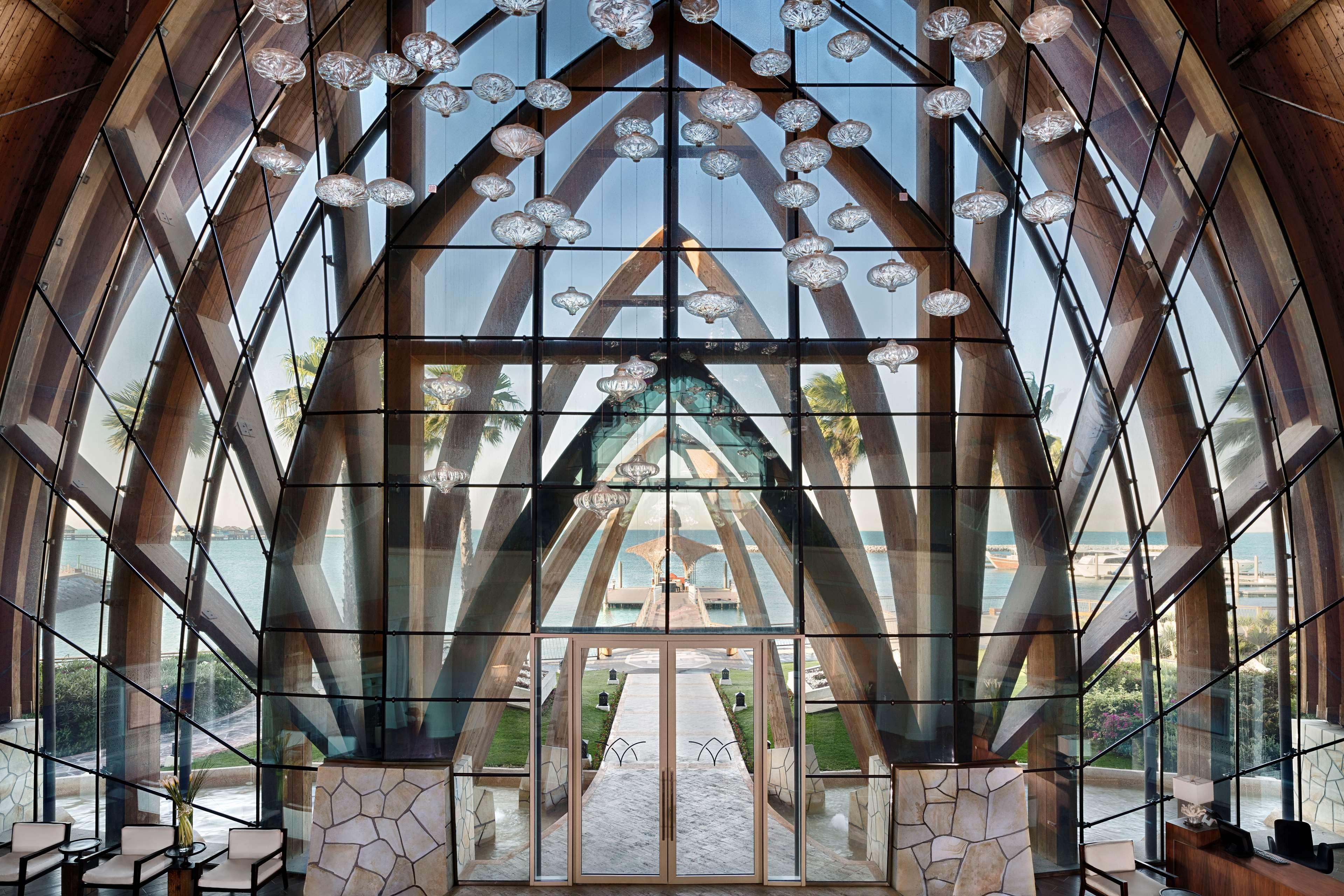Resor Banana Island By Anantara