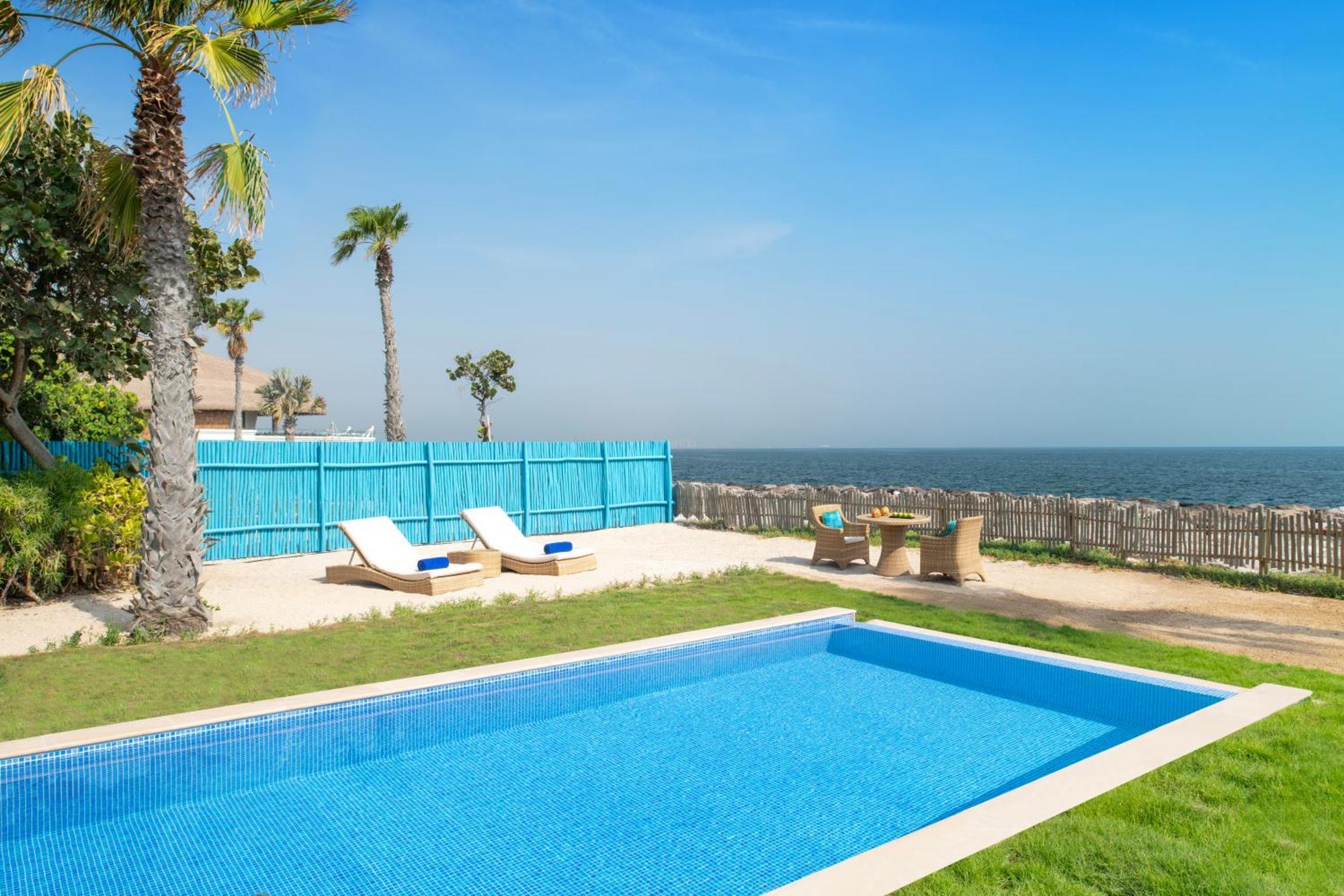 Resor Banana Island By Anantara